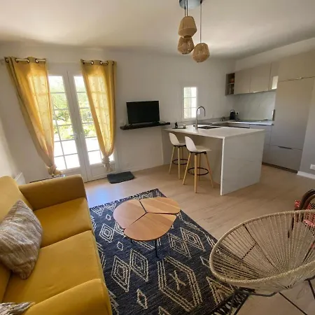 דירה Charming Place Ideally Located